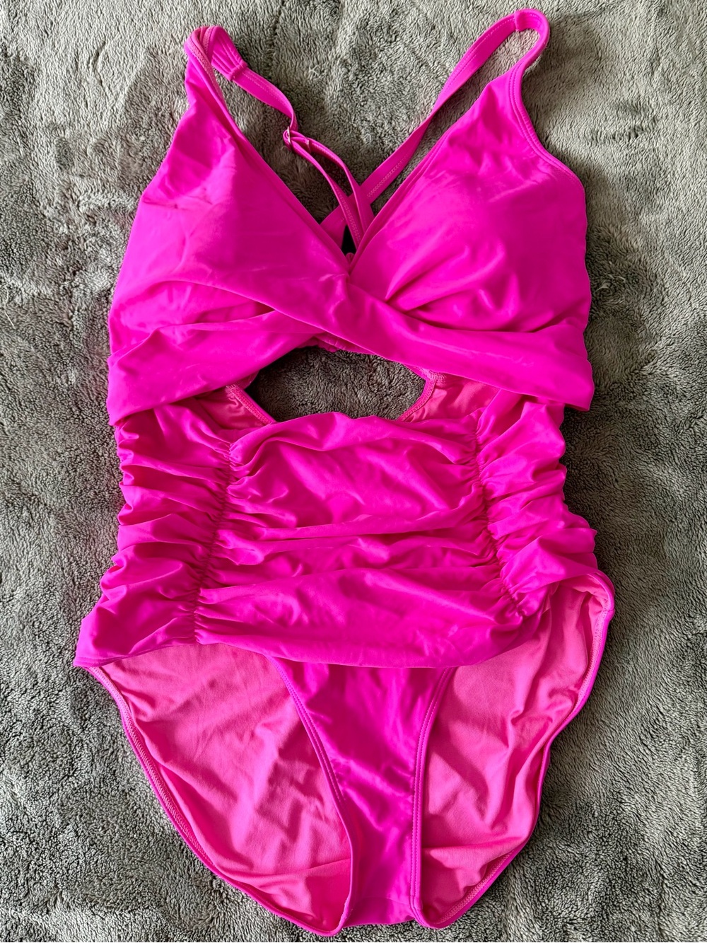 One-Piece Swimsuit with cutout in Bright Pink